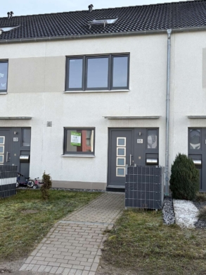 Offenes Wohnen trifft Familienkomfort – RMH mit Garage in Neubeckum, 59269 Neubeckum, Reihenmittelhaus