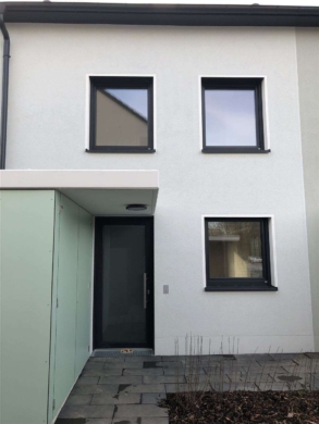 120 qm Reihenmittelhaus in Velbert zur VERMIETUNG, 42551 Velbert, Reihenmittelhaus