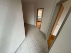 Flur - Seniorenwohnen! Lichtdurchflutete DG Wohnung mit Balkon zu vermieten!