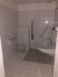 Barrierefreies Badezimmer - Wunderschöne renovierte Dachgeschoßwohnung ab sofort frei !!!!